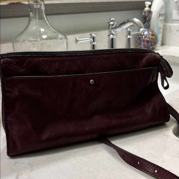 Parker Thatch  Lily Crossbody - Heritage "Broken-In" Leather Oxblood Burgundy - Picture 5 of 9